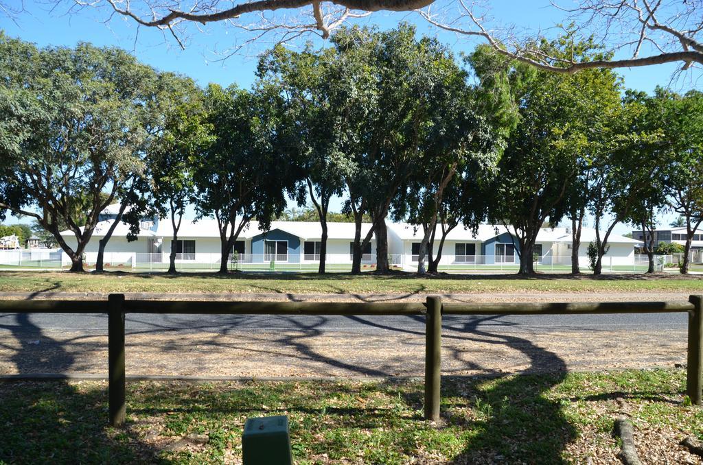 Beachside Boutique Motel Mackay Dış mekan fotoğraf