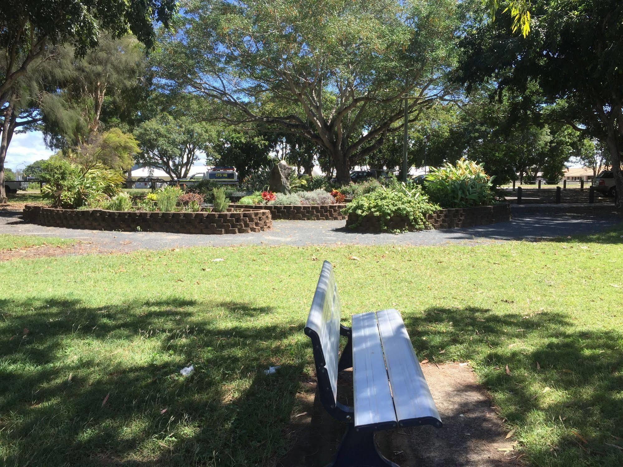 Beachside Boutique Motel Mackay Dış mekan fotoğraf